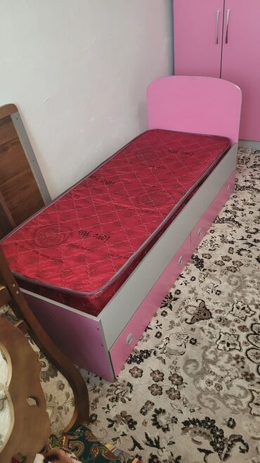 Спальные гарнитуры: Спальный гарнитур, Б/у, ДСП, цвет - Розовый — 14