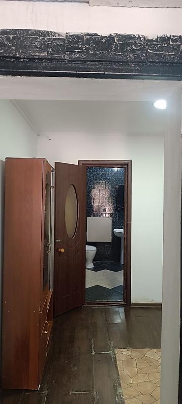 Үйлөрдү ижарага берүү: 70 м², 2 бөлмө, Гагарин көч., Жаныбарлары жок — 7