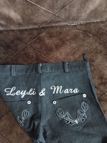 Pantalone: S (EU 36), Normalan struk, Ravne nogavice — 8