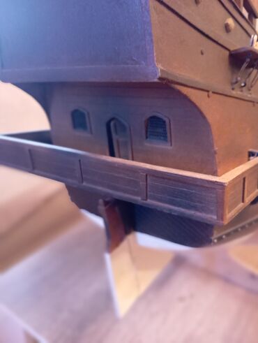 Gəmi modelləri: Taxta maket gəmi – 17-ci əsr tipli üç dirəkli yelkənli kalyon - — 9