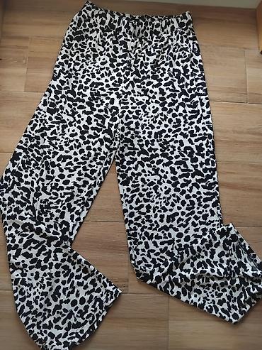 40 dp: Lagane zenske pantalone,lastiš u struku, odgovaraju S veličini — 1