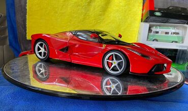 Avtomobil modelləri: Коллекционная модель Ferrari LaFerrari rosso red 2013 Hot Wheels — 16
