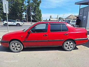 skoda rapid 2012: Volkswagen Vento: 1996 г., 1.8 л, Механика, Бензин, Седан — 2