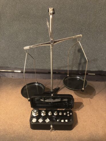 Digər əntiq əşyalar: Antik Terezi sovet dovrune aid 2 ci sekil. 30manat 3 ci sekil. 35 -da lalafo.az — 14 Digər əntiq əşyalar: Antik Terezi sovet dovrune aid 2 ci sekil. 30manat 3 ci sekil. 35 — 14