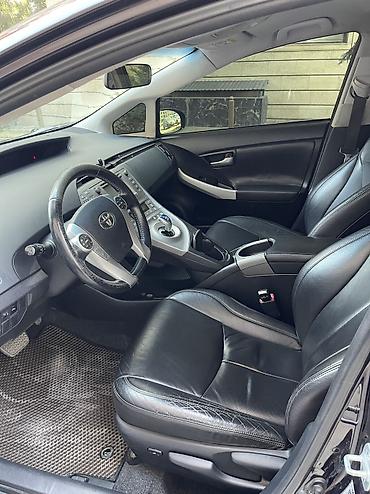 европеец: Toyota Prius: 2013 г., 1.8 л, Автомат, Гибрид, Хэтчбэк — 5