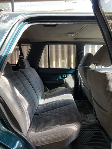 машины на разбор: Toyota 4Runner: 1992 г., 3 л, Автомат, Бензин, Внедорожник