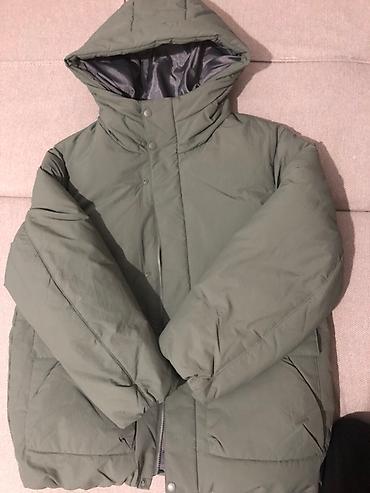 Верхняя одежда: Очень красивая, теплая, фирменная куртка Uniqlo. Оригинал. Подойдет — 6