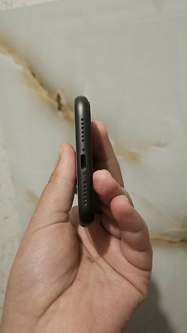 lenovo ideapad 5: IPhone 11, Qara — 3