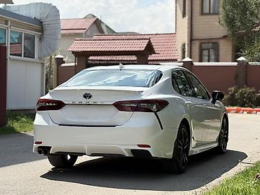 Toyota: Toyota Camry: 2021 г., 2.5 л, Автомат, Гибрид, Седан — 5