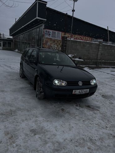 голфы 3: Volkswagen Golf: 2002 г., 2 л, Автомат, Бензин, Универсал