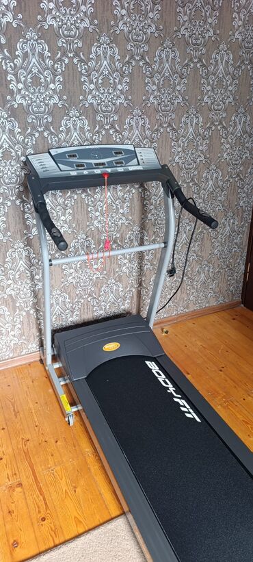 Qaçış trenajorları: Body Fit qacis aparati satilir problemi yoxdu islek veziyededi temirde — 9