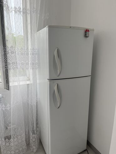 блендер 3 в 1: Холодильник LG, Б/у, Двухкамерный, De frost (капельный), 80 * 165 * 80