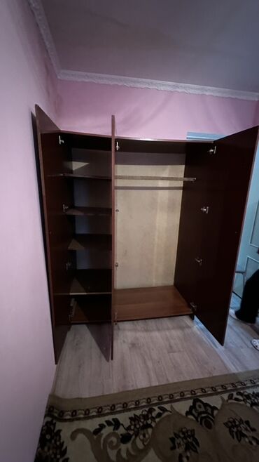 кухонные буфет бу: Кийим салуучу шкаф, Түз, ЛДСП