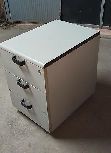 Kancelarijski fiokari: Kancelarijski fiokar na točkićima – 3 fioke, - Materijal: metalno — 5