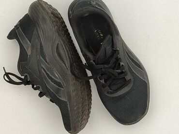 trampki z ćwiekami: Reebok, Sneakersy damskie, 39, stan - Dobry