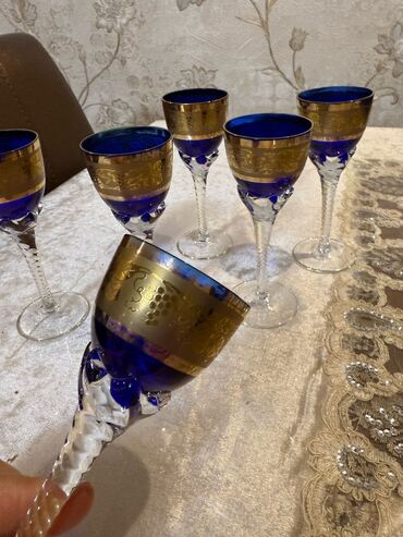 Qədəhlər: Qədəhlər — 9