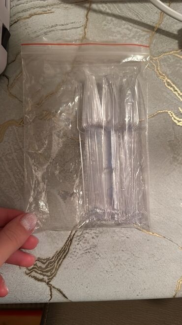 Manikür, pedikür aparatları: Manikür üçün avadanlıq dəsti tək tək də satılır hər biri Tərkib: - — 54