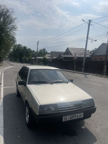 я ищу лада приора: ВАЗ (ЛАДА) 21099: 1999 г., 1.5 л, Механика, Бензин, Седан