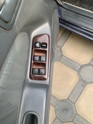 Nissan: Nissan Maxima: 1999 г., 3 л, Автомат, Седан — 6