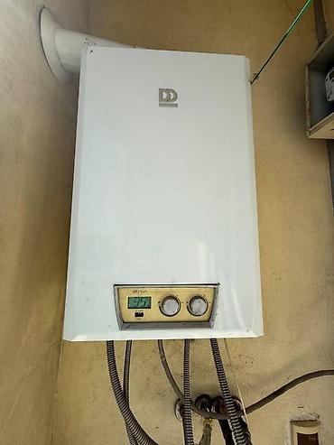 lalafo imişli: Binəqədi qəs., 4 otaqlı, Yeni tikili, m. Memar Əcəmi, 153 kv. m — 2