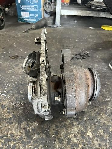 maşınlar turbo az: Turbo kompressor (turbocharger) - Tip: Mexaniki turbokompressor — 2