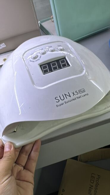 оборудование бизнес: UV/LED лампа для сушки геля и лака Подойдёт для домашнего