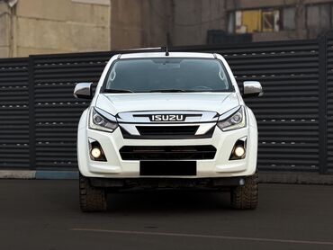 Isuzu: Isuzu D-Max: 2019 г., 2.5 л, Механика, Дизель, Пикап — 11