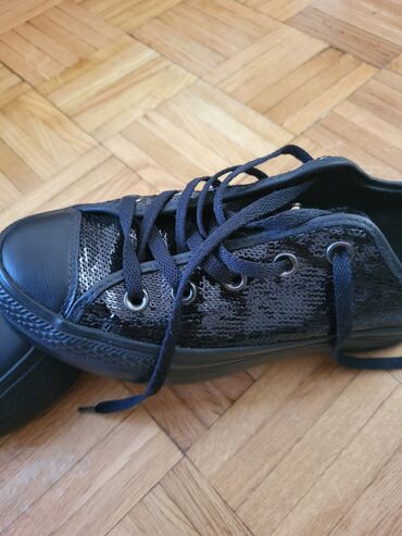 Patike i sportska obuća: Converse, 36.5, bоја - Crna