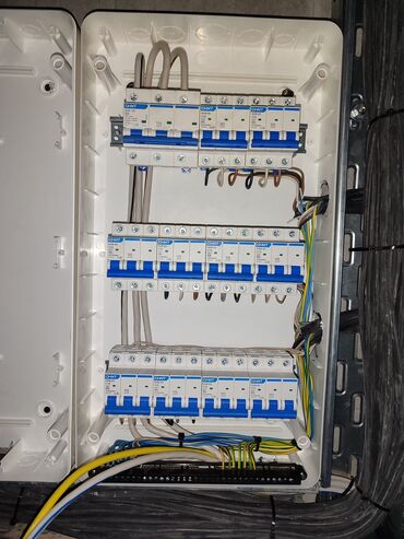 Электрики: Электрик | Установка счетчиков, Установка стиральных машин, Монтаж выключателей 3-5 лет опыта — 3