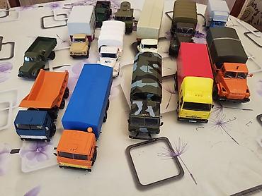 diorama: Kolleksiya üçün model yük maşınları dəsti - Miqyas: təxmini 1:43/1:50 — 1