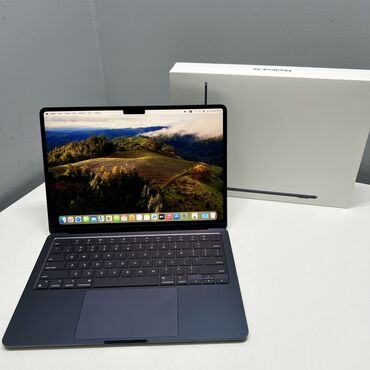 ноутбук macbook: Ультрабук, Apple, 8 ГБ ОЗУ, Apple M2, 13.5 ", Б/у, Для работы, учебы, память SSD