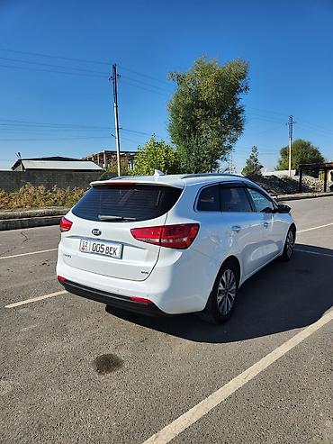 Kia: Kia Ceed: 2018 г., 1.6 л, Автомат, Бензин, Универсал — 2
