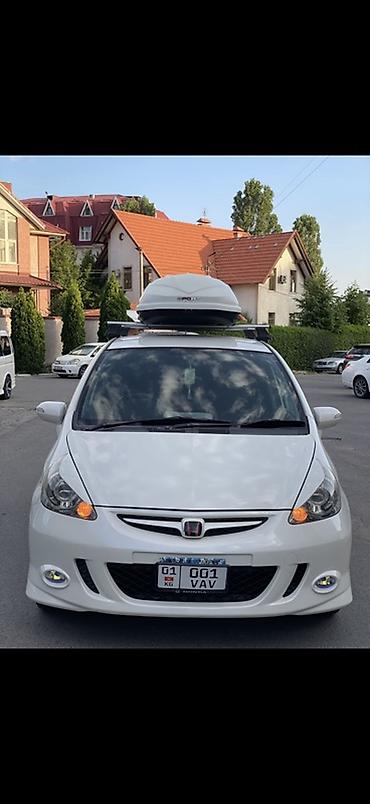 Honda Fit: 2005 г., 1.5 л, Автомат, Бензин, Хэтчбэк