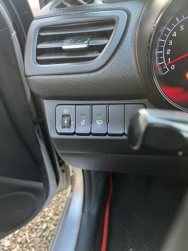 Kia: Kia Rio: 2017 г., 1.4 л, Автомат, Бензин, Хэтчбэк — 10