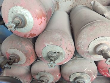 коробка из пенопласта: Баллоны для сжатых газов (примерно 40–50 л). Металлические, с
