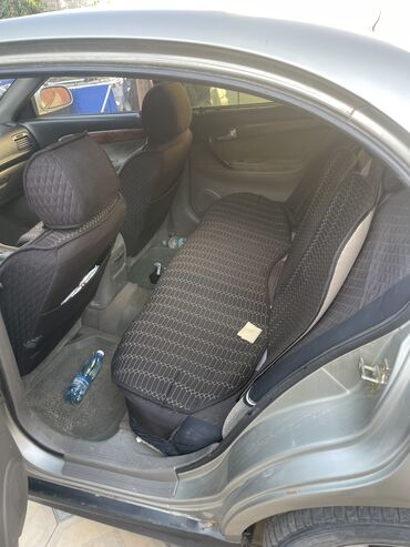 срочно продам авто в связи с переездом: Chevrolet Evanda: 2004 г., 2 л, Механика, Бензин, Седан