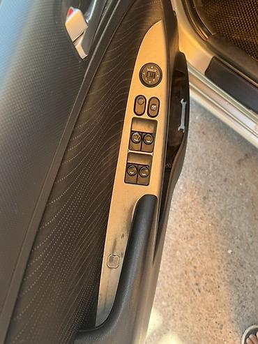 салон машины: Hyundai Solaris: 2016 г., 1.6 л, Автомат, Бензин, Седан — 7