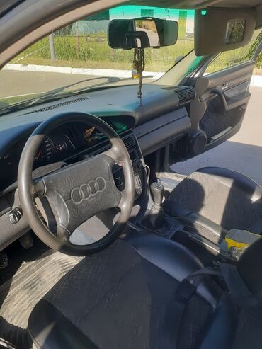 Audi: Audi A6: 1994 г., 2 л, Механика, Бензин, Седан