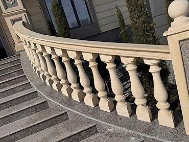 Обшивка лестниц: Балясины,перилы,тумбы из Сары таш — 15