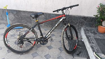 Велосипеды: Продаю велосипед oshilon 
размер колес 26 
на рост 150-175