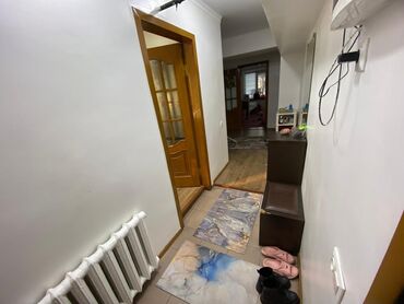 продаю учаска: 3 комнаты, 83 м², 106 серия улучшенная, 2 этаж, Евроремонт