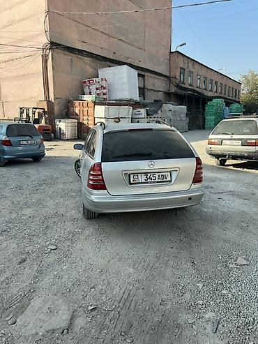 x 7: Mercedes-Benz C-Class: 2003 г., 2.7 л, Дизель, Универсал — 2