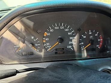 Mercedes-Benz: Mercedes-Benz C‑Class (W202) sedan - Kuzov: sedan, gümüşü rəng - — 6