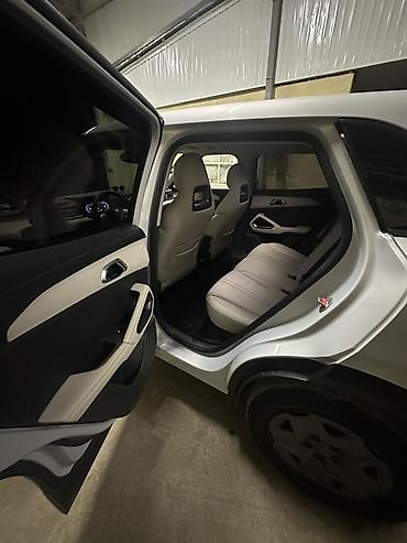 рассрочка унаа: BYD Yuan Up: 2025 г., Электромобиль, Кроссовер — 9