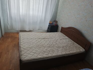 taxta ve dikt: Двуспальная кровать, Без подьемного механизма, С матрасом, Без выдвижных ящиков