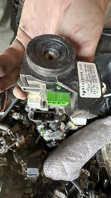 блок розжига хонда: Электронный модуль замка зажигания/иммобилайзера Honda. - — 1