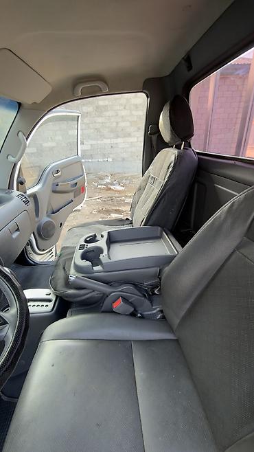 Kia: Kia BONGO: 2018 г., 2.5 л, Автомат, Дизель — 7