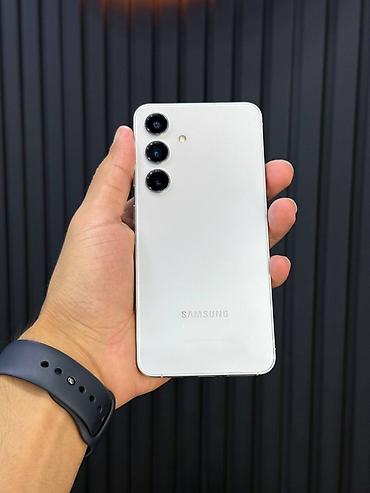 apple iphone 12 128gb: Samsung Galaxy S24, 512 GB, rəng - Ağ, Sensor — 3