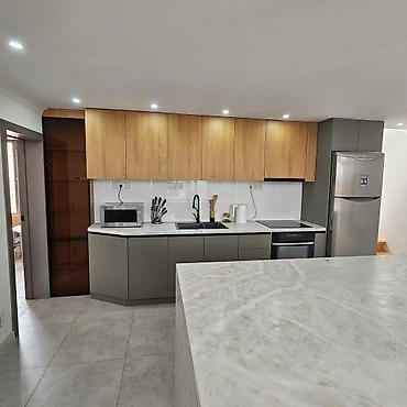 Долгосрочная аренда домов: 240 м², 6 комнат, Утепленный, Теплый пол, Видеонаблюдение — 2