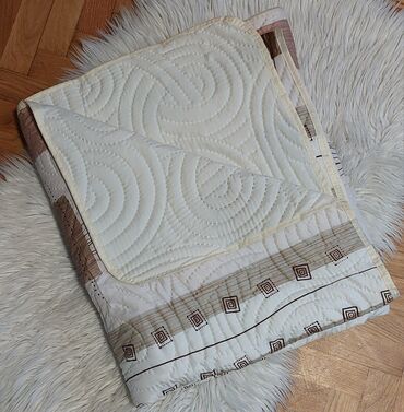 Ćebad i pokrivači: Veličina - Singl na lalafo.rs — 6 Ćebad i pokrivači: Veličina - Singl — 6